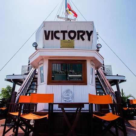 Victory Cruise Hotel Ха Лонг Екстериор снимка